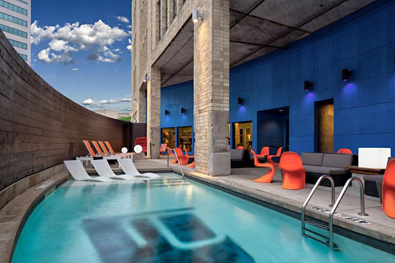 Aloft Dallas Downtown Екстериор снимка